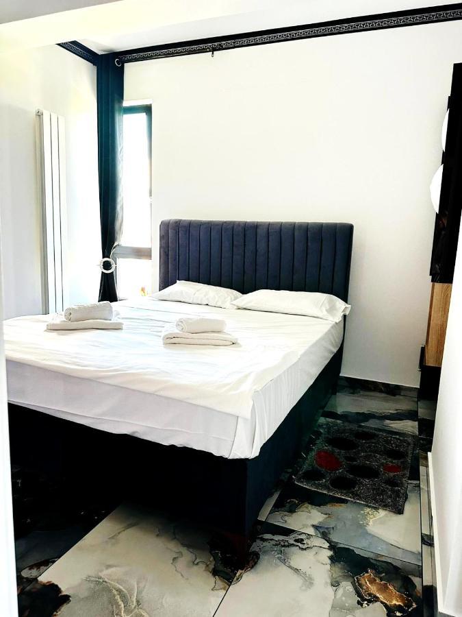 Jolie Studios & Apartments เอโฟริเอนอร์ด ภายนอก รูปภาพ