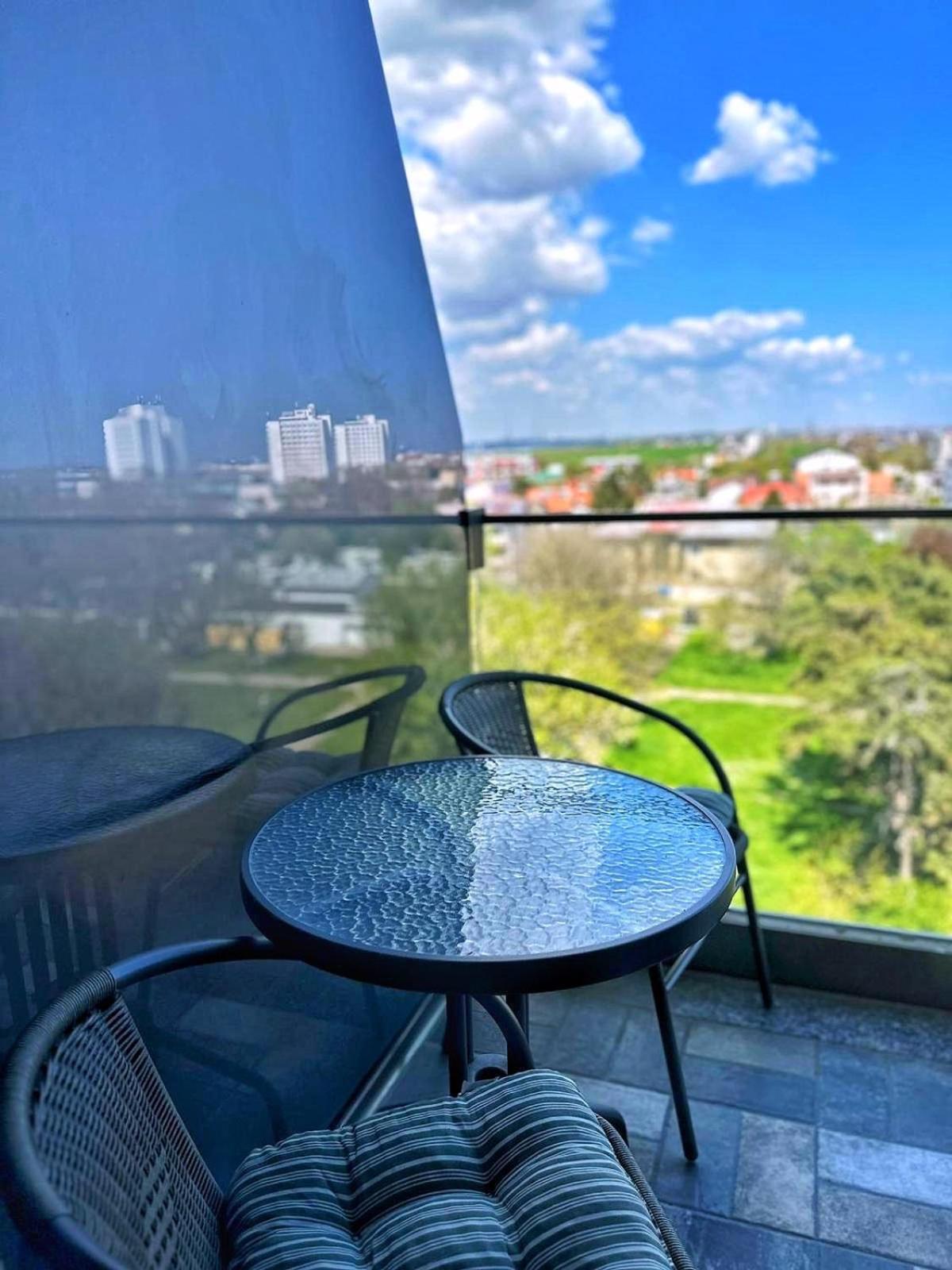 Jolie Studios & Apartments เอโฟริเอนอร์ด ภายนอก รูปภาพ