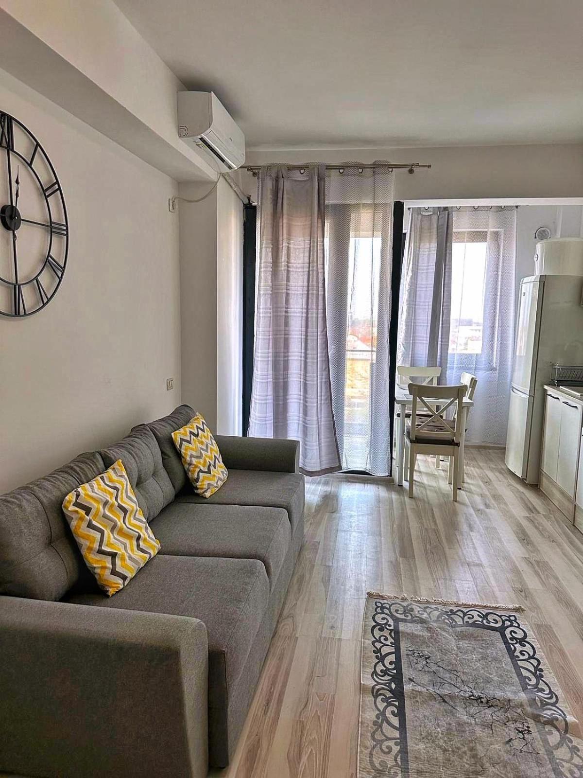 Jolie Studios & Apartments เอโฟริเอนอร์ด ภายนอก รูปภาพ
