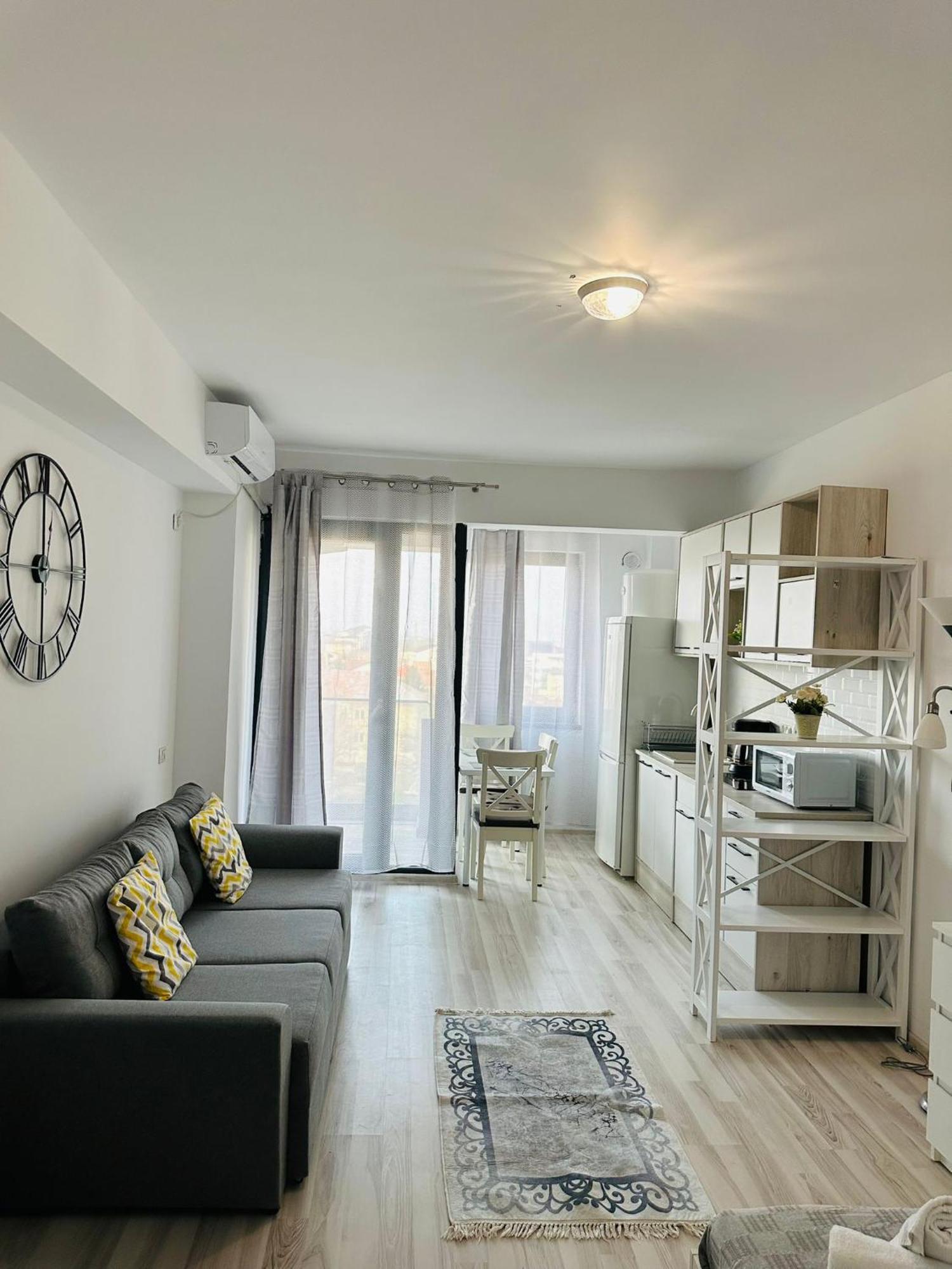 Jolie Studios & Apartments เอโฟริเอนอร์ด ภายนอก รูปภาพ