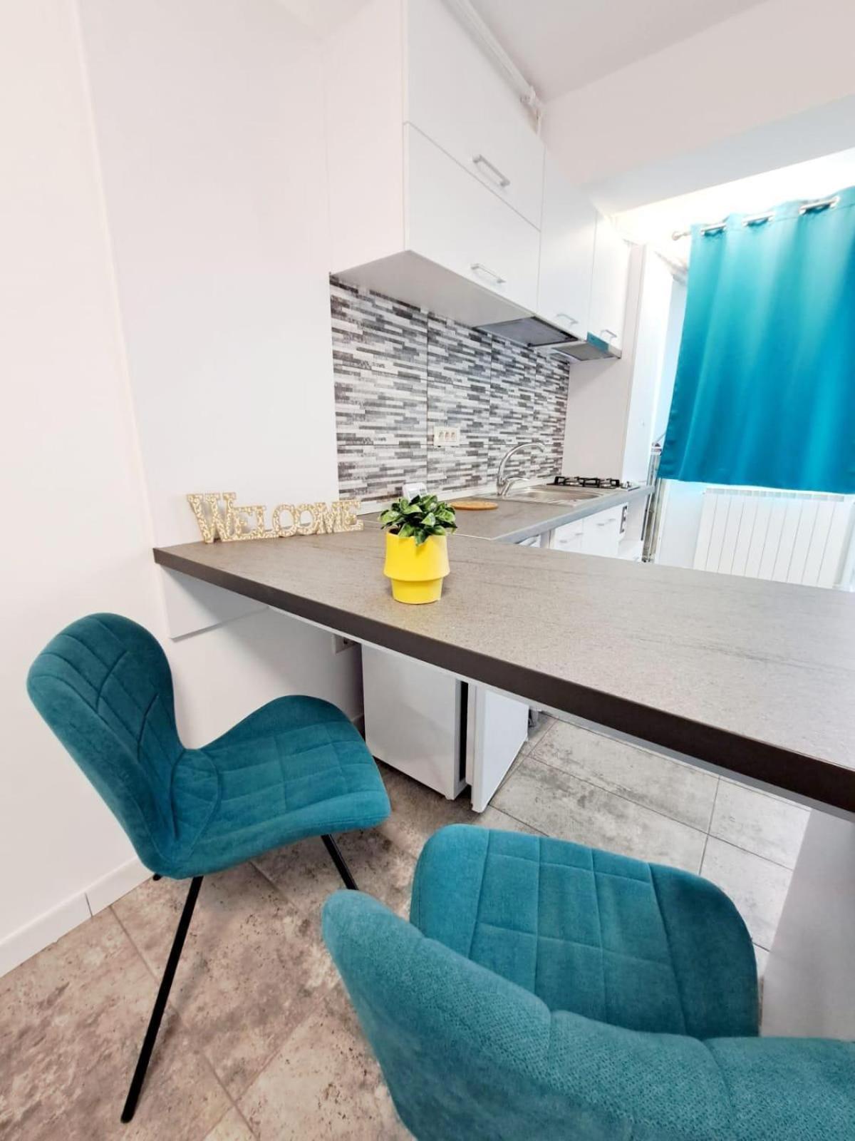 Jolie Studios & Apartments เอโฟริเอนอร์ด ภายนอก รูปภาพ