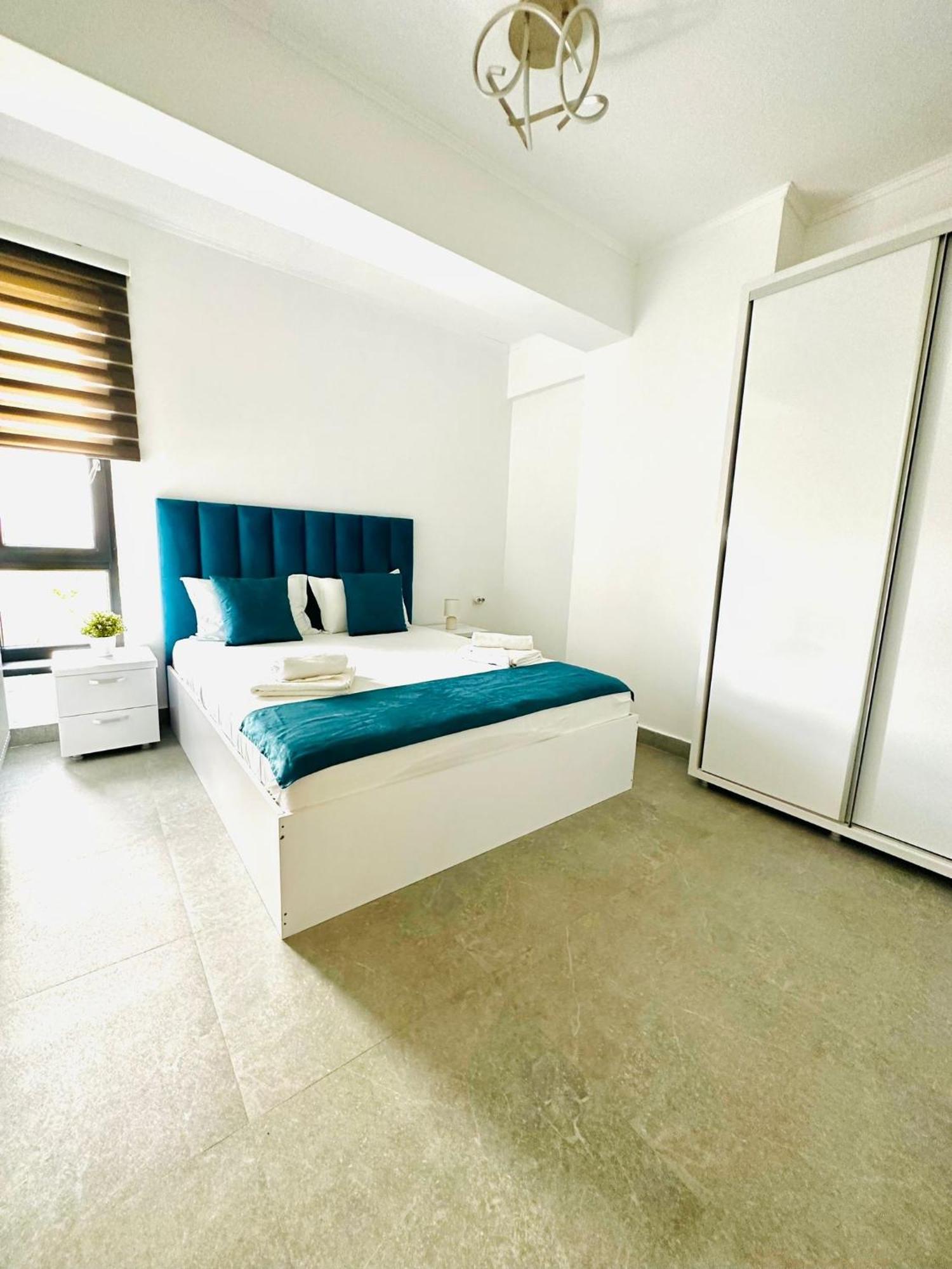 Jolie Studios & Apartments เอโฟริเอนอร์ด ภายนอก รูปภาพ