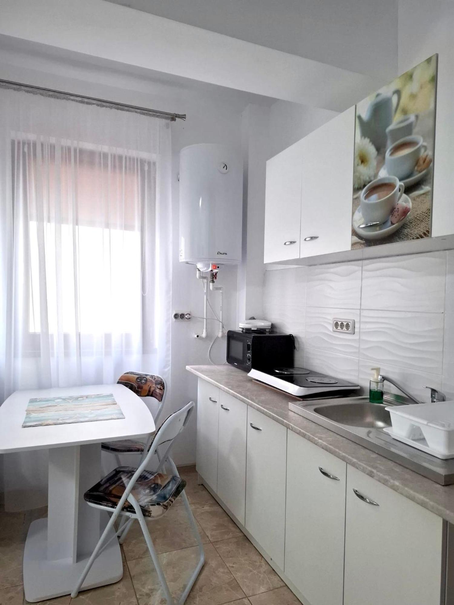 Jolie Studios & Apartments เอโฟริเอนอร์ด ภายนอก รูปภาพ
